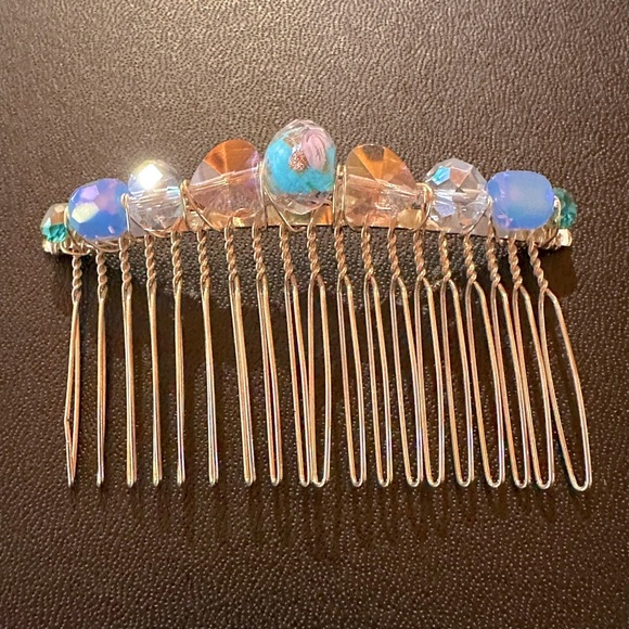 Hand Crafted Accessories - Handmade Blue & Pink, Roses & Hearts Glass & Crystal Hair Comb Light Gold